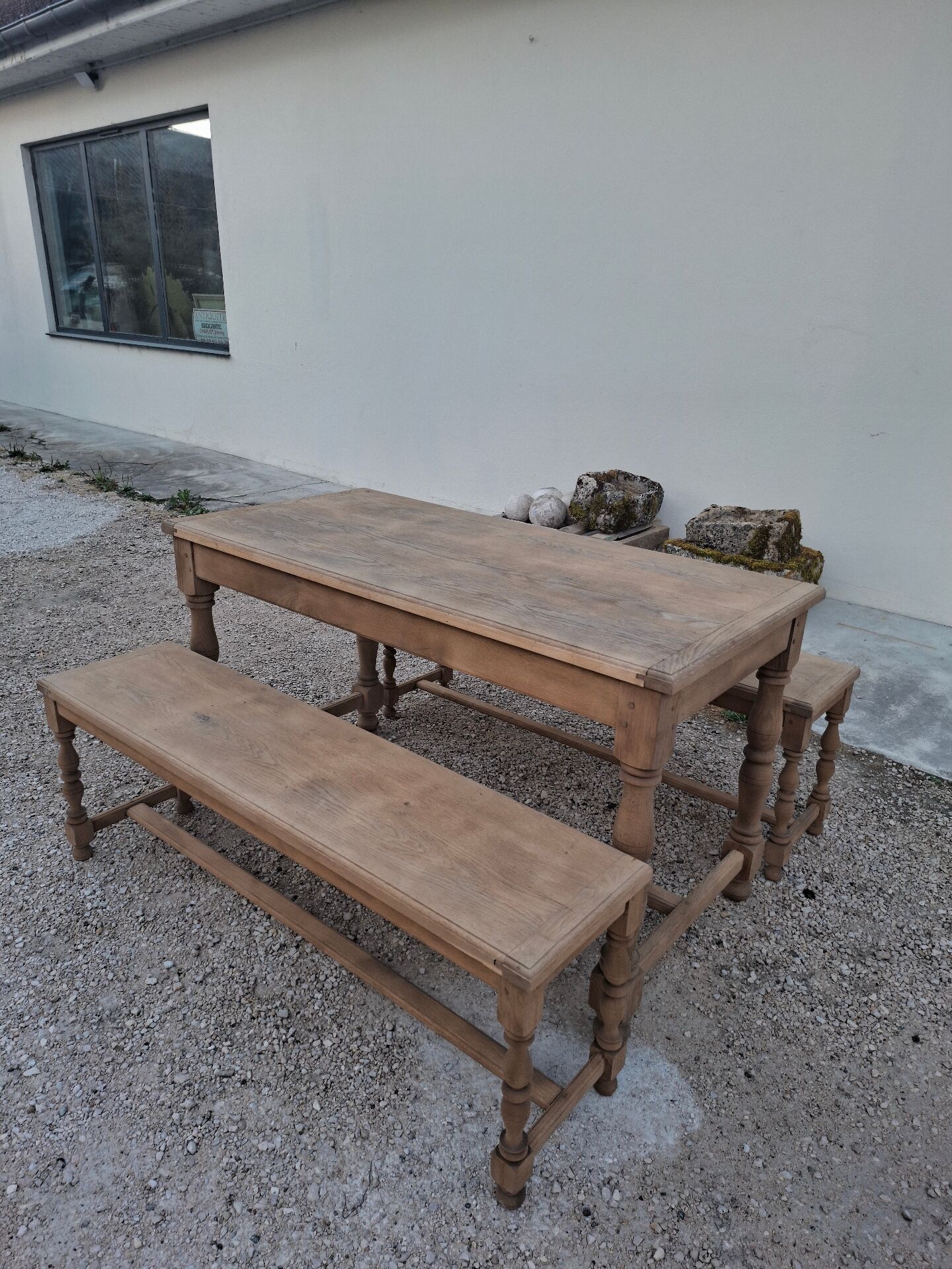 Paire de bancs de ferme rustique ancien entièrement Aérogommer