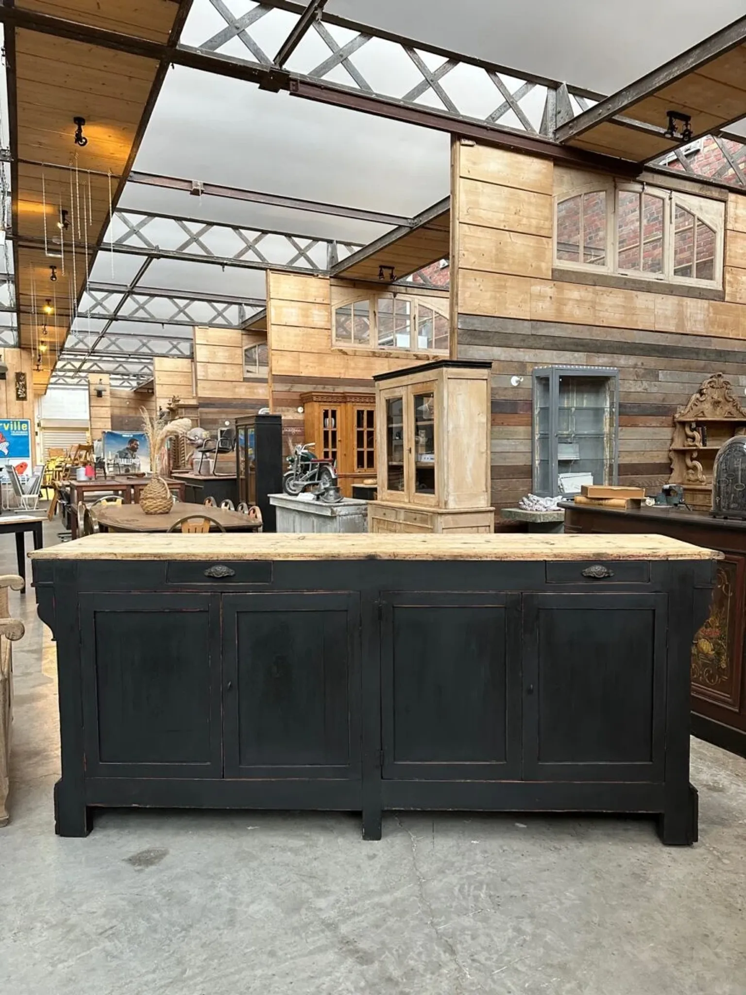 Comptoir de magasin début XXème