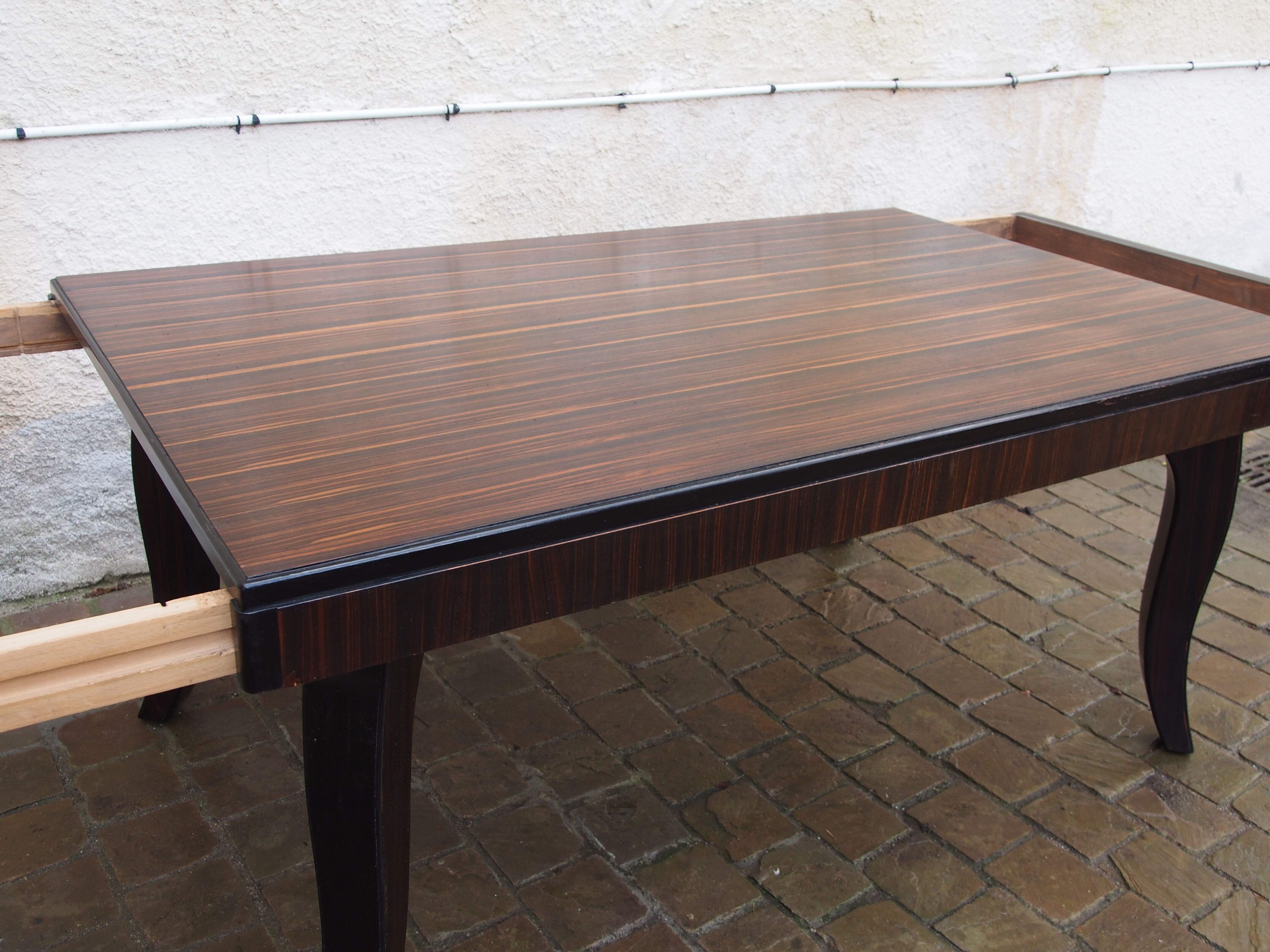Table 1940 in Macassar ebony