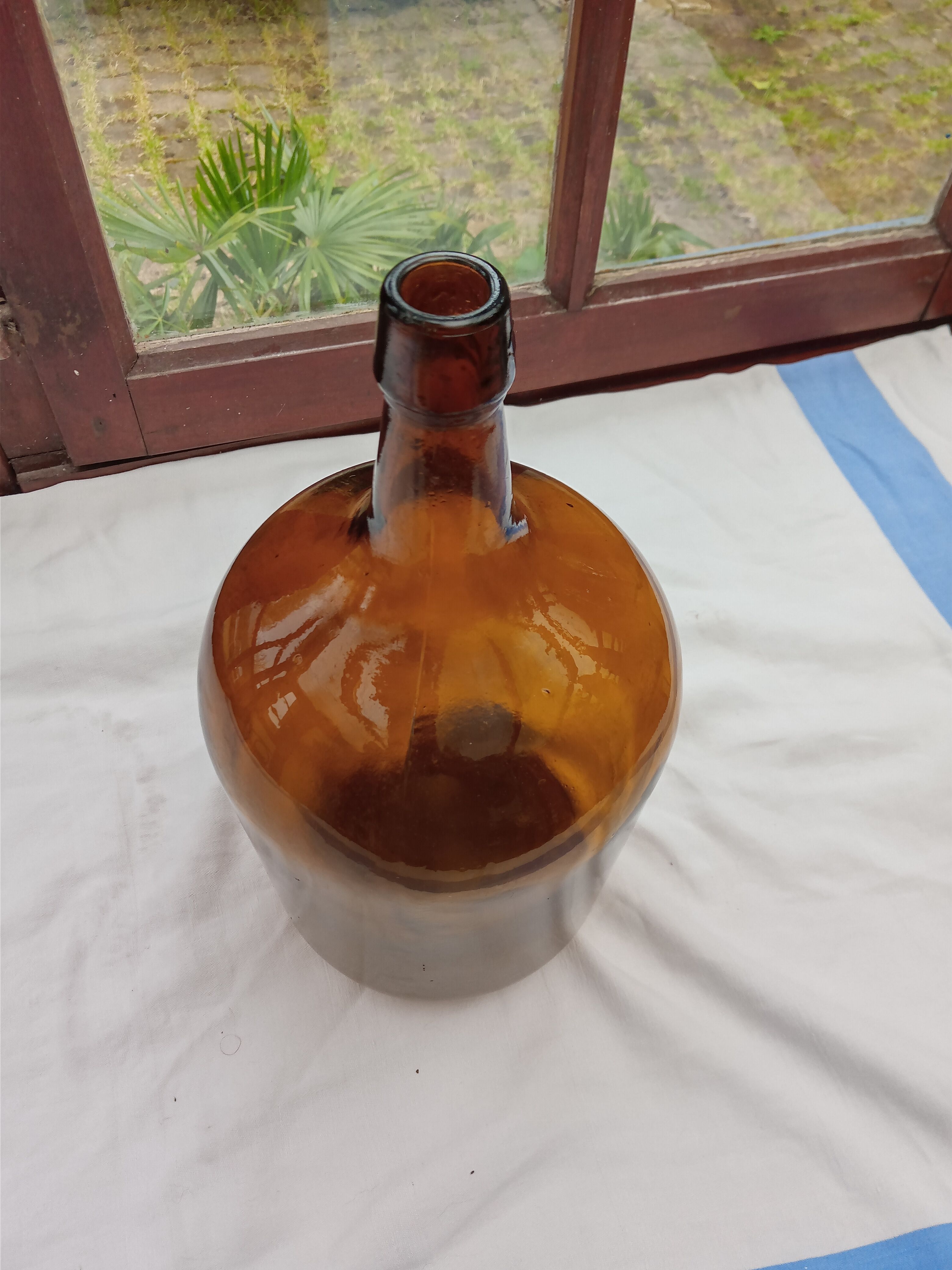 Demijohn 6 liters brown