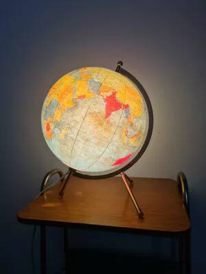 Taride luminous globe 1960 - glass world map
