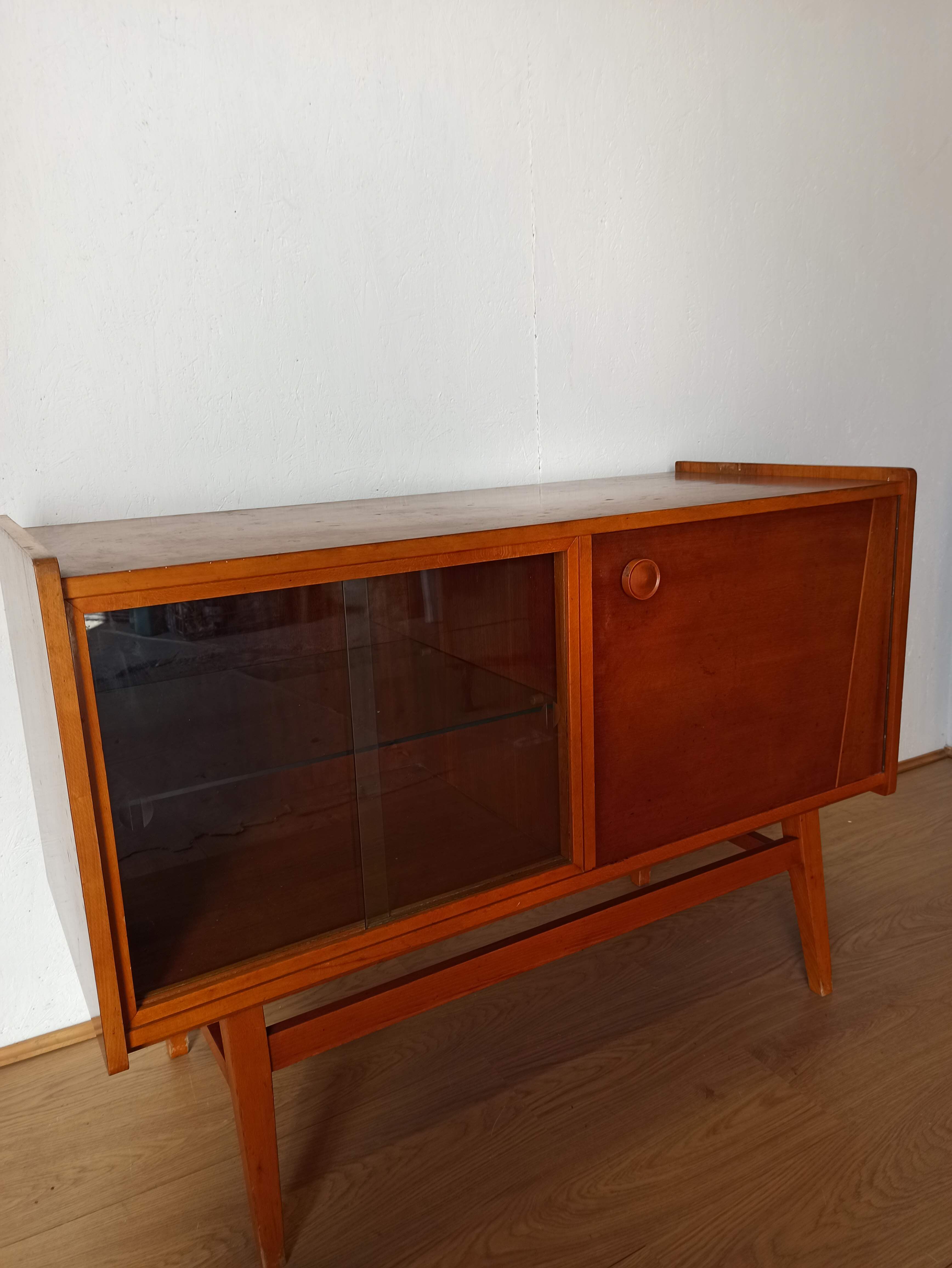 Modernist sideboard bilea of the 1962