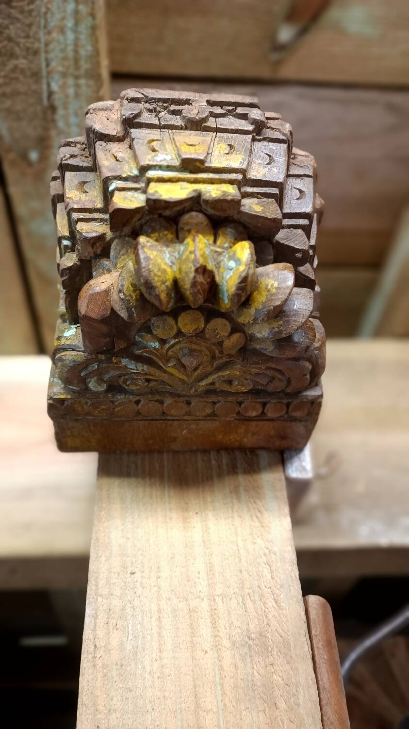 Piece of recycled teak Indian door (corner of the door frame) transformed into a candle holder