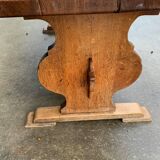 Farm table