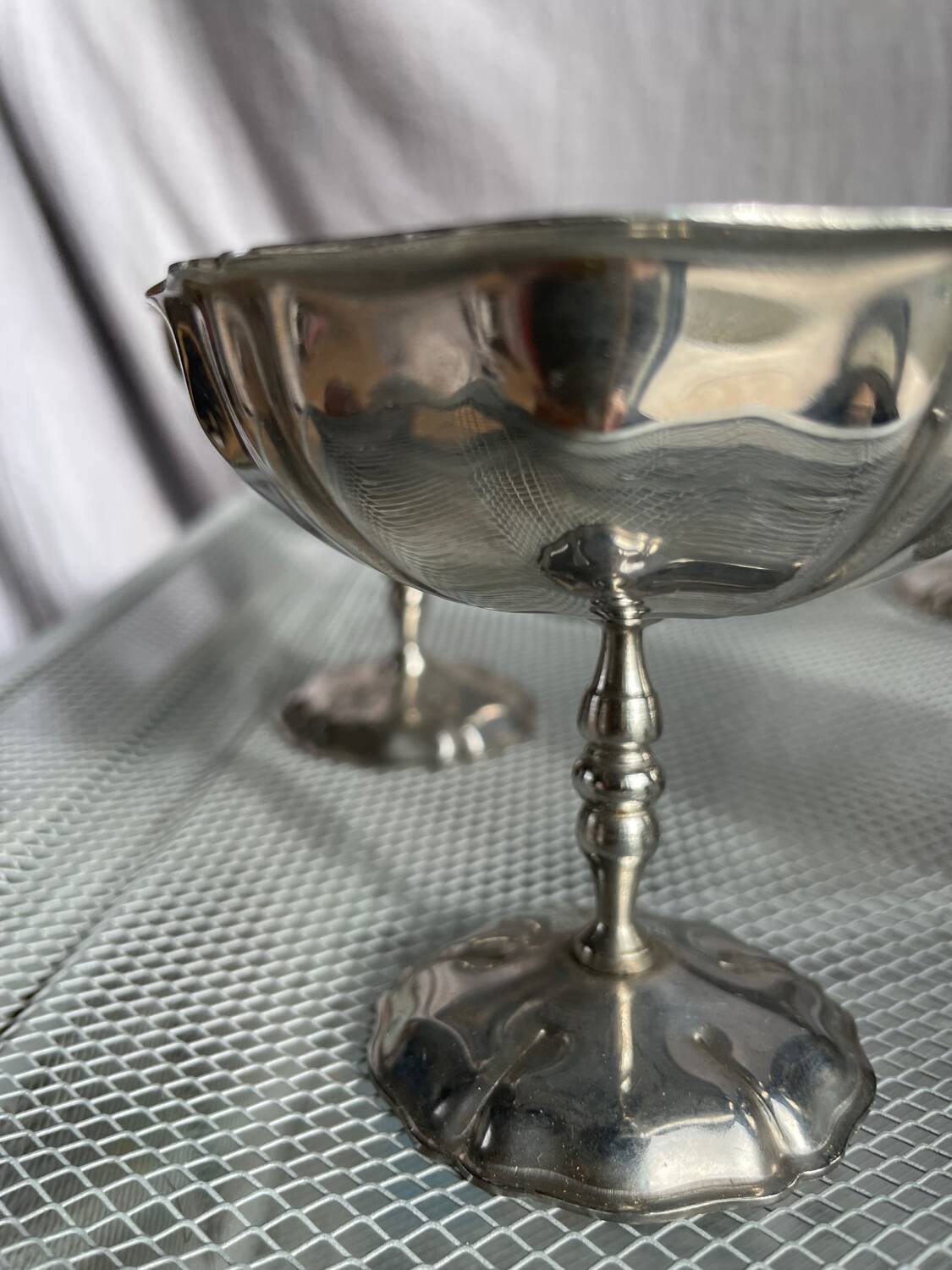 6 vintage stainless steel ice cream cups