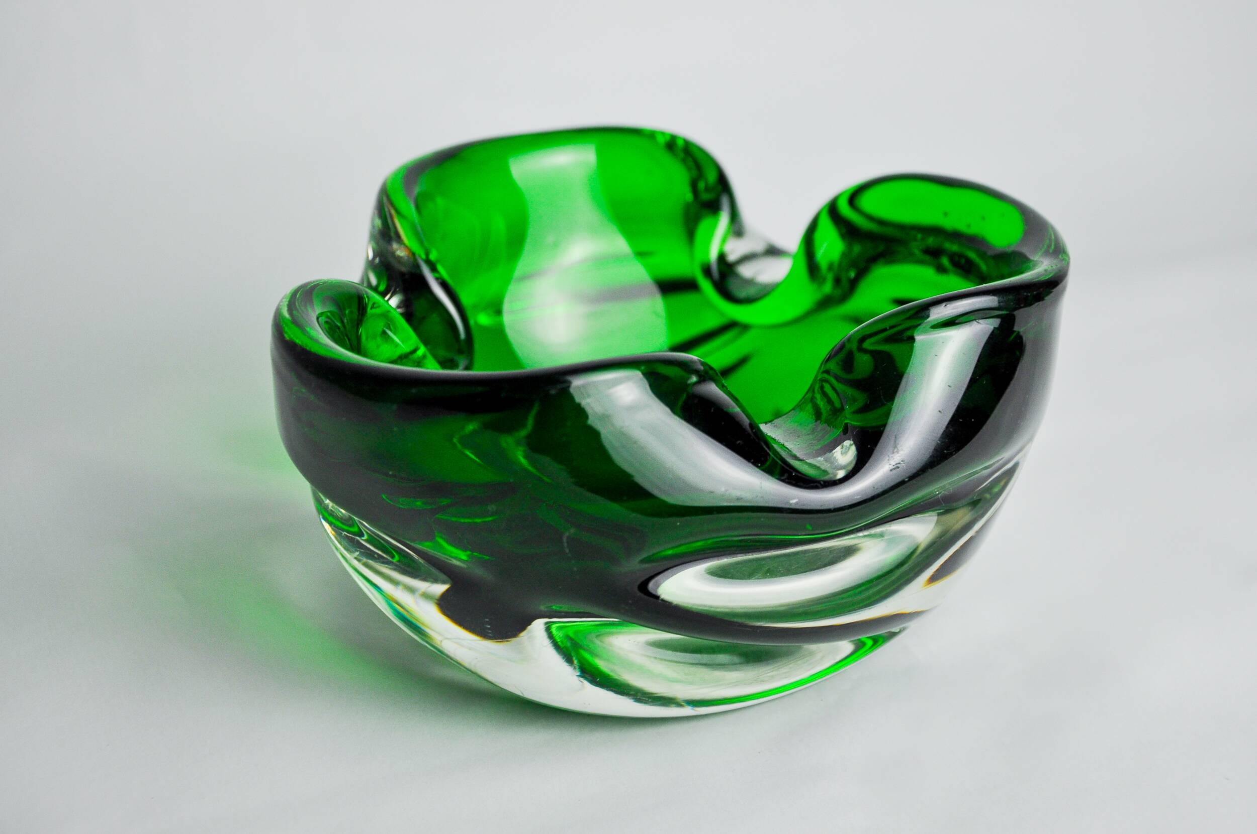 Sommerso green pocket emptier by Flavio Poli for Seguso, Murano glass, Italy, 1970
