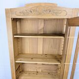 Glass-fronted cabinet from the 1930s-1940s.