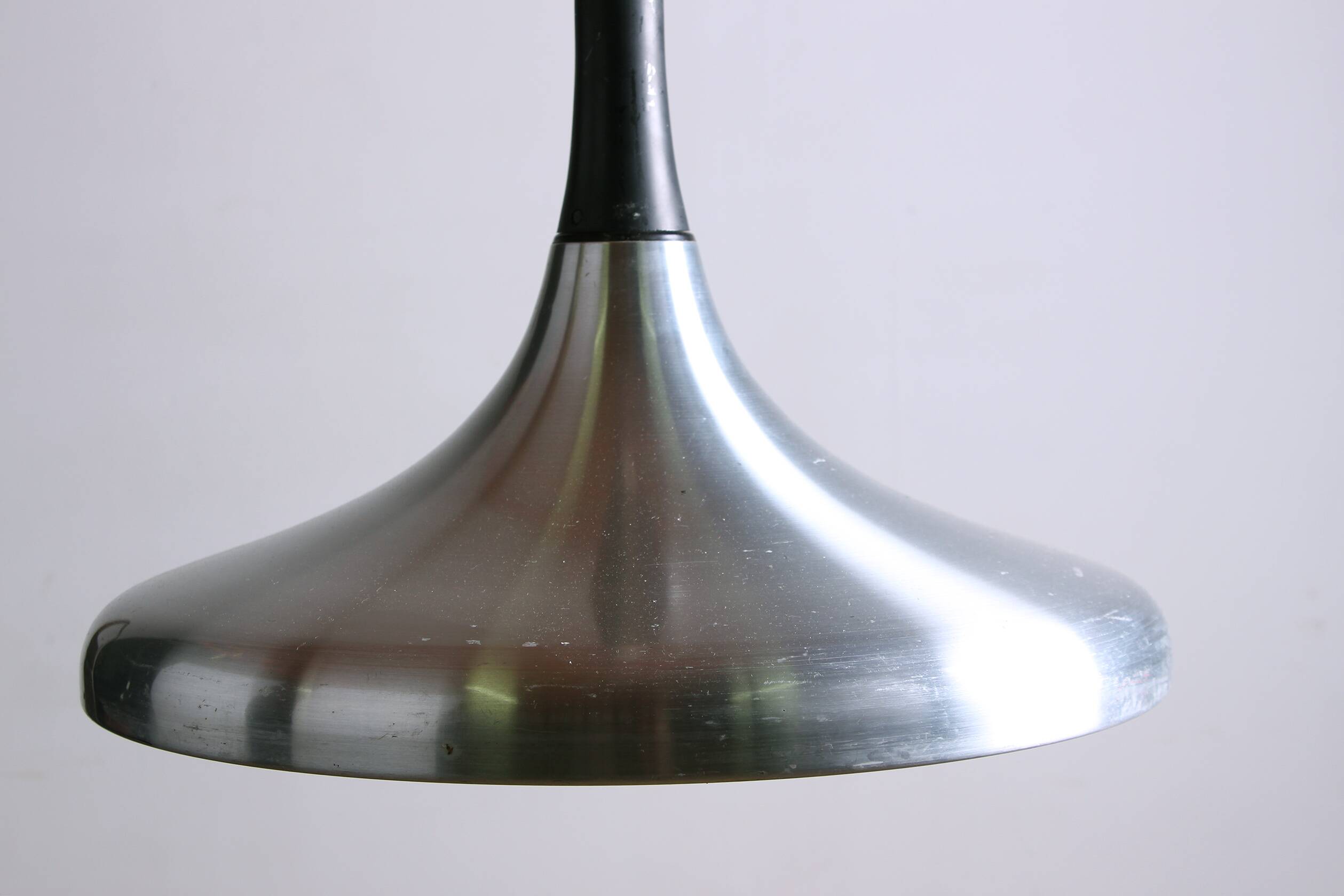 Large German pendant light in chrome metal, Tulip model by Erco 1960.