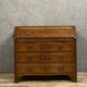 Commode scriban galbé style Louis XV en marqueterie de bois précieux vers 1900