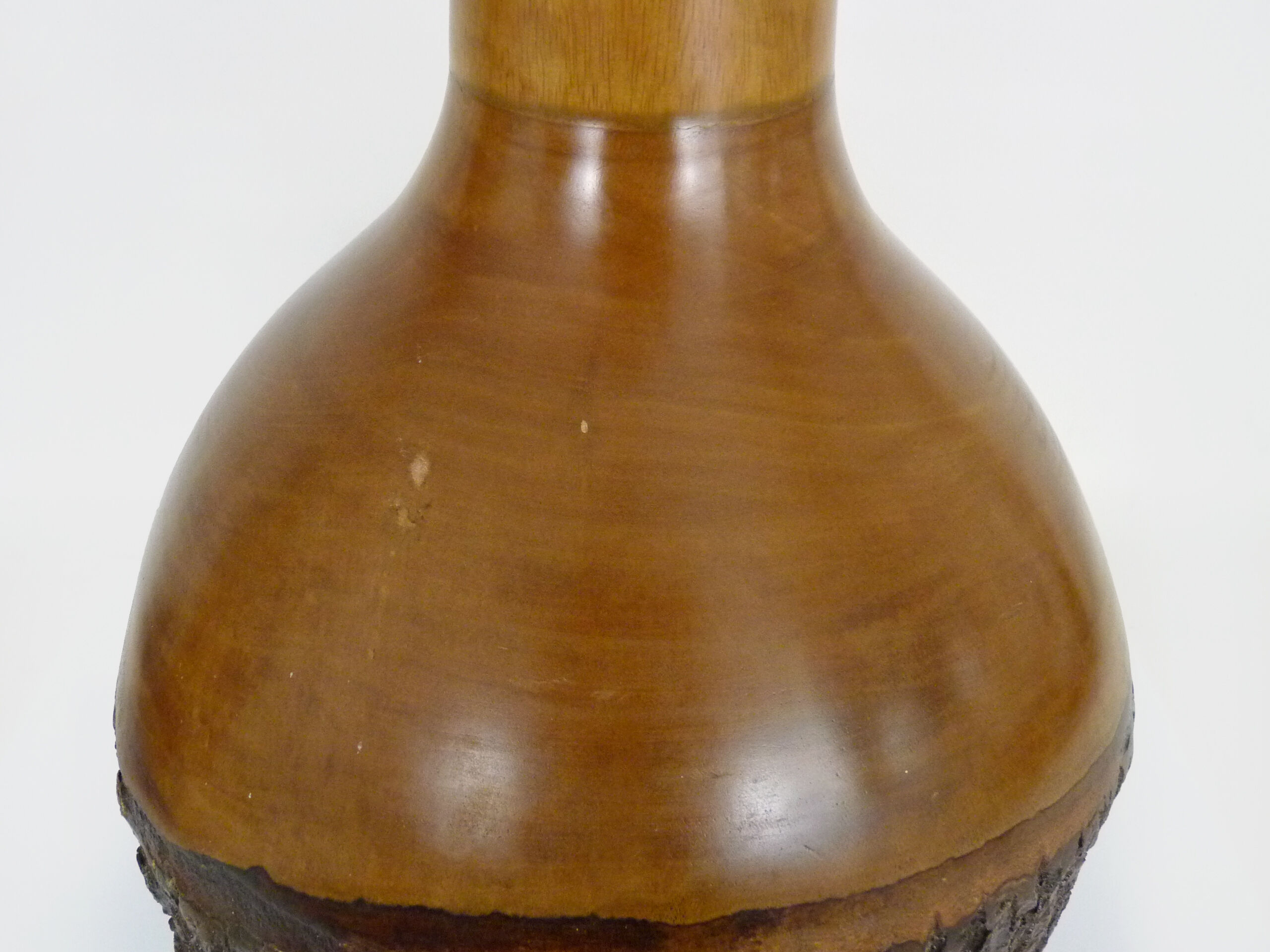 Jacaranda wood vase from the 80s