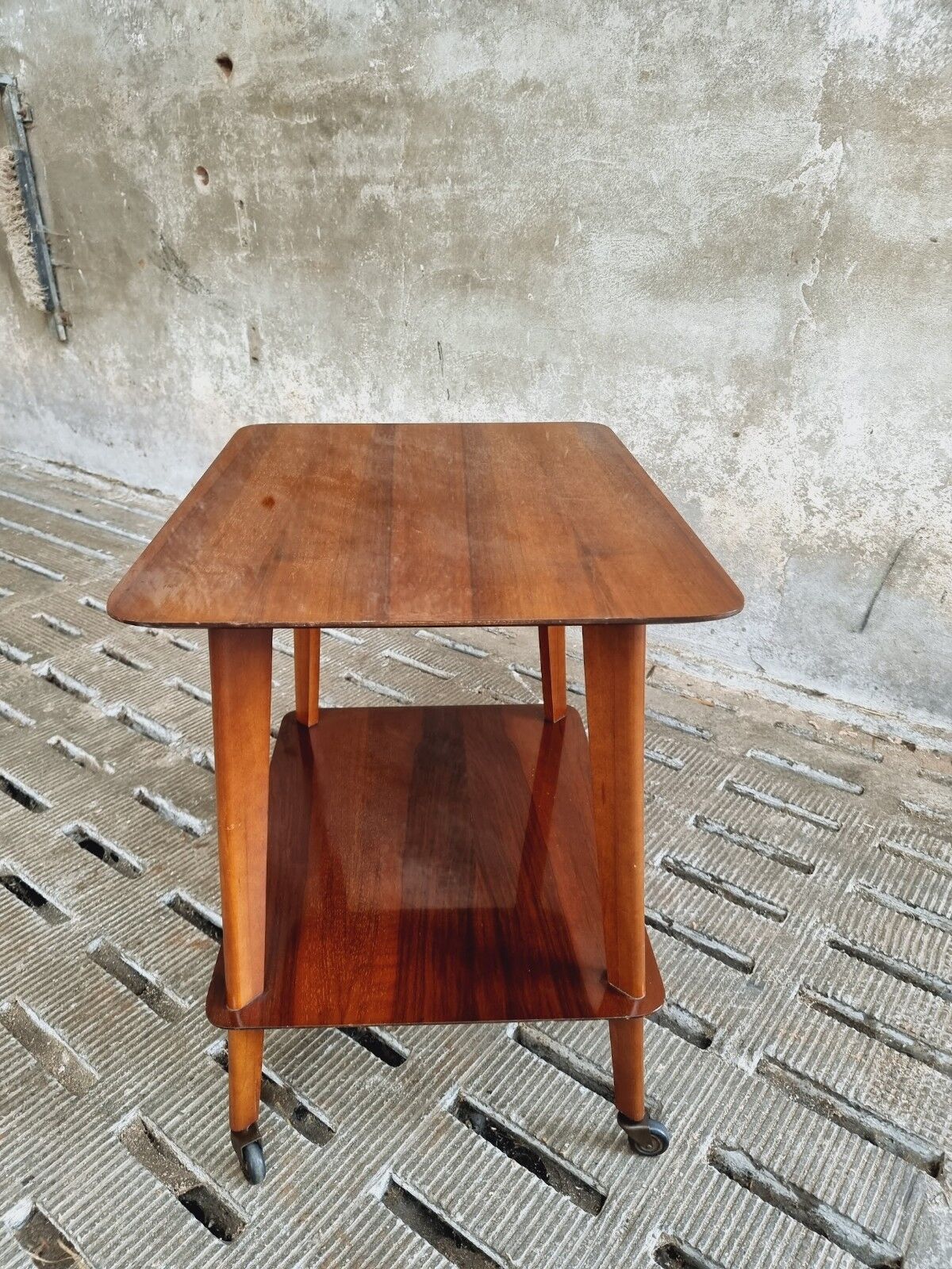 Retro trolley teak design 50s side table