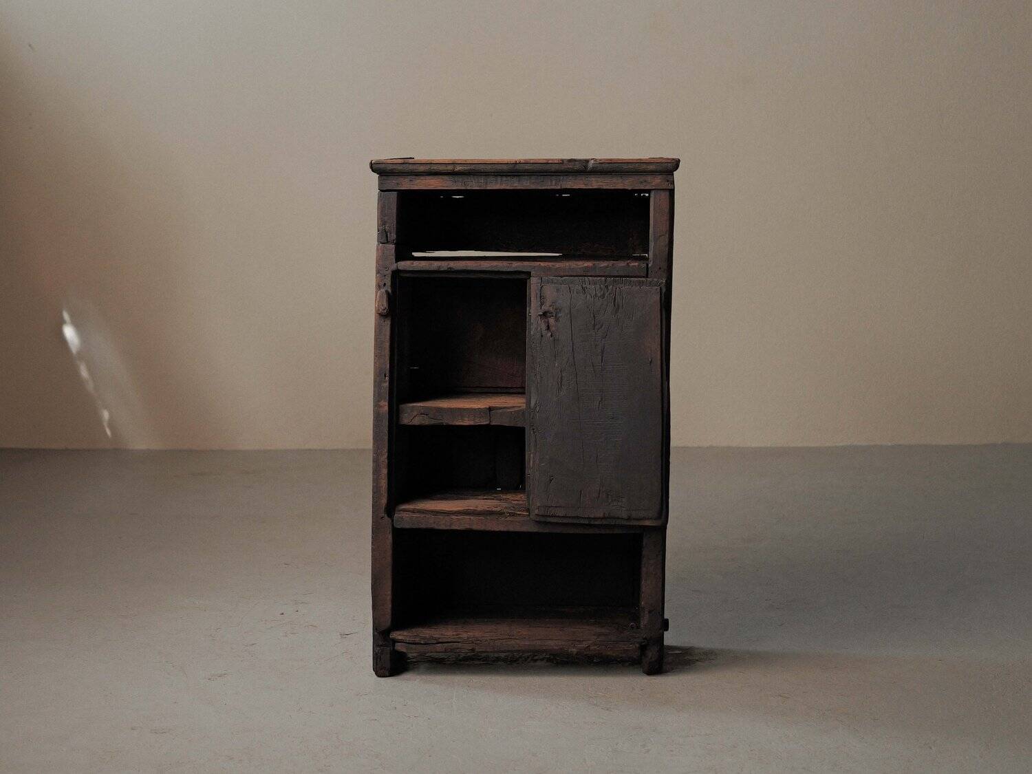 Mountain furniture in solid wood, Folk Art, 19th century