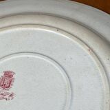 Plat ancien en porcelaine de Hiens, terre de fer