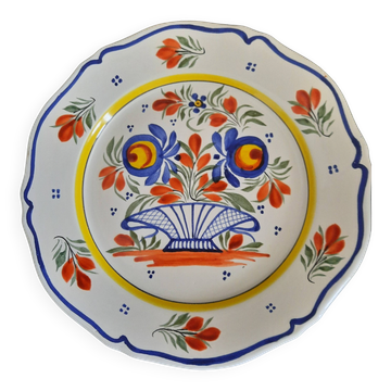 Old flat plate faience henriot quimper basket of flowers decor