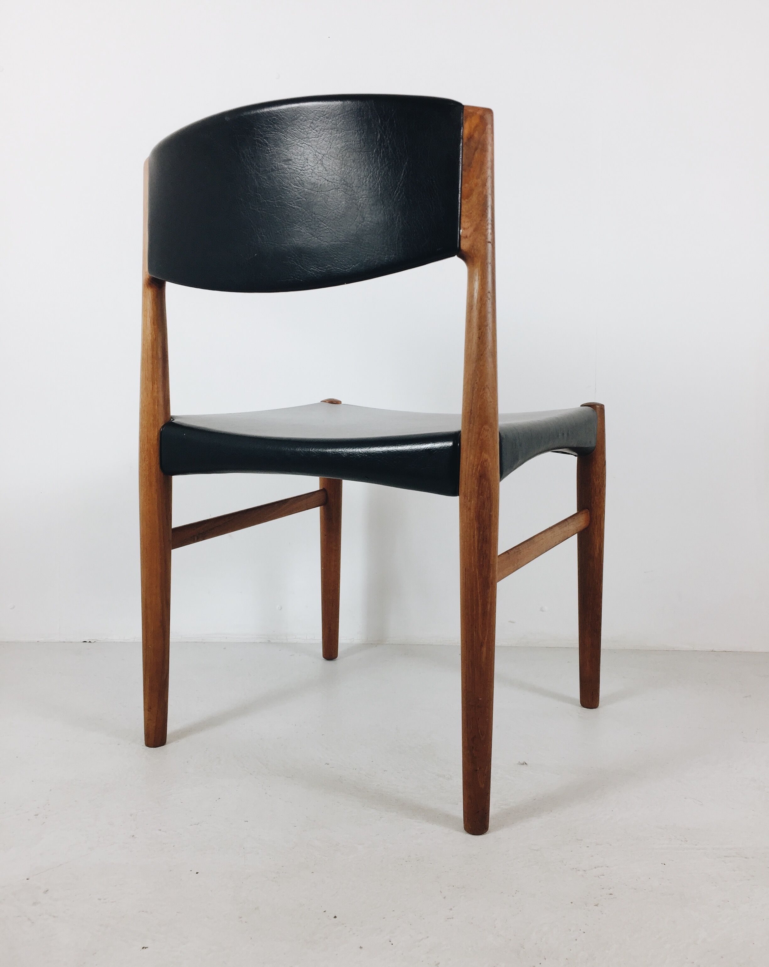 Pair of danish teak dining chairs by Grete Jalk