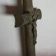 Crucifix mural en bois