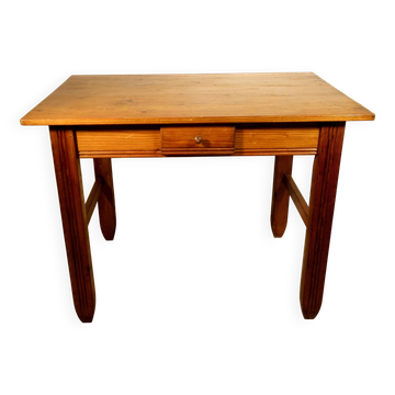 Pine farmhouse table