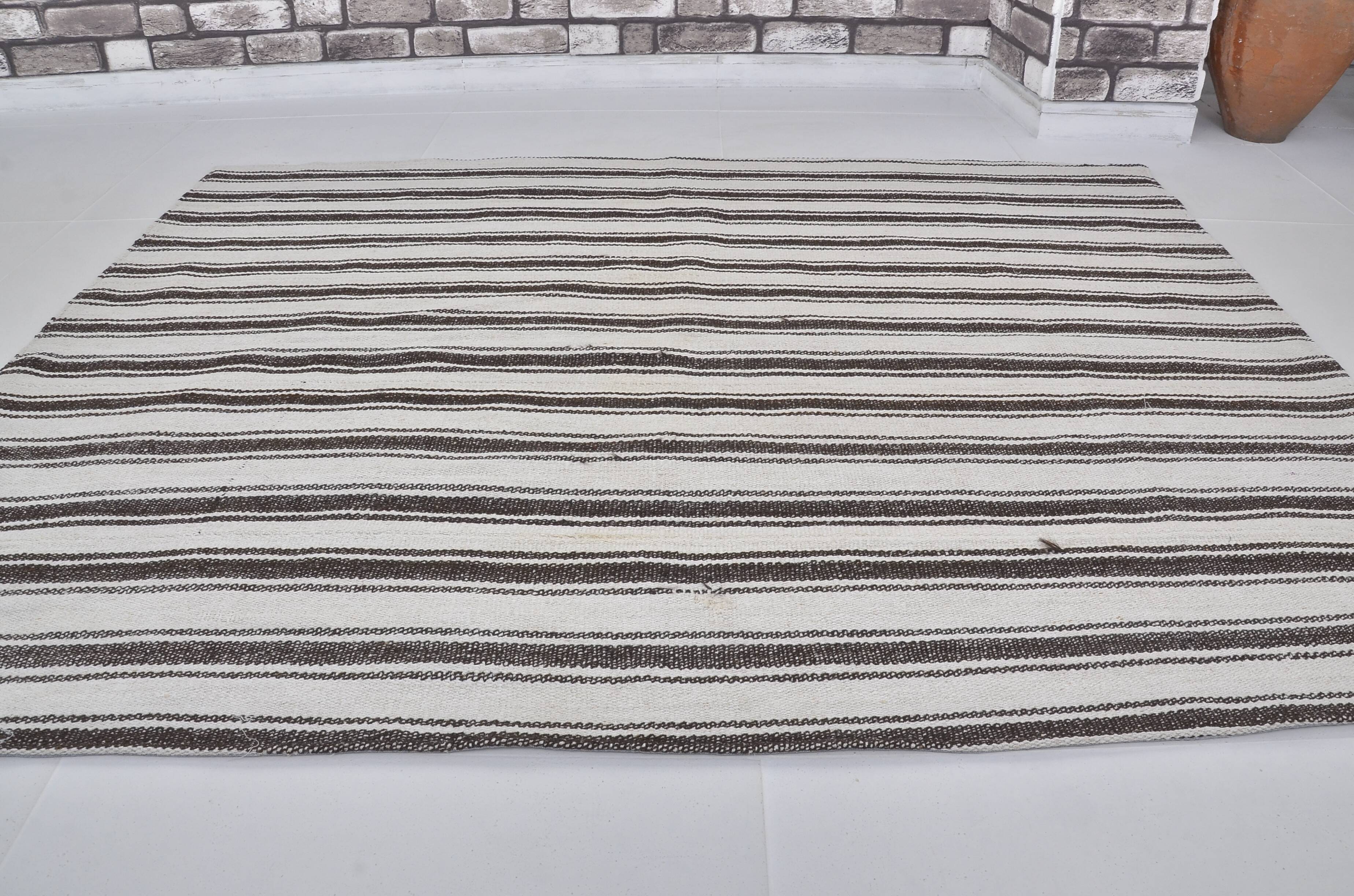 Neutral Oushak Vintage Kilim SKU 3813