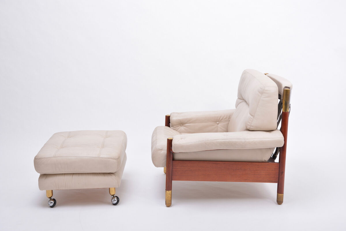 Beige Midcentury Lounge Chair with Ottoman Model "Sella" by Carlo de Carli