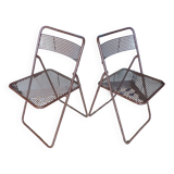 Paire de chaises pliantes en tôle perforée