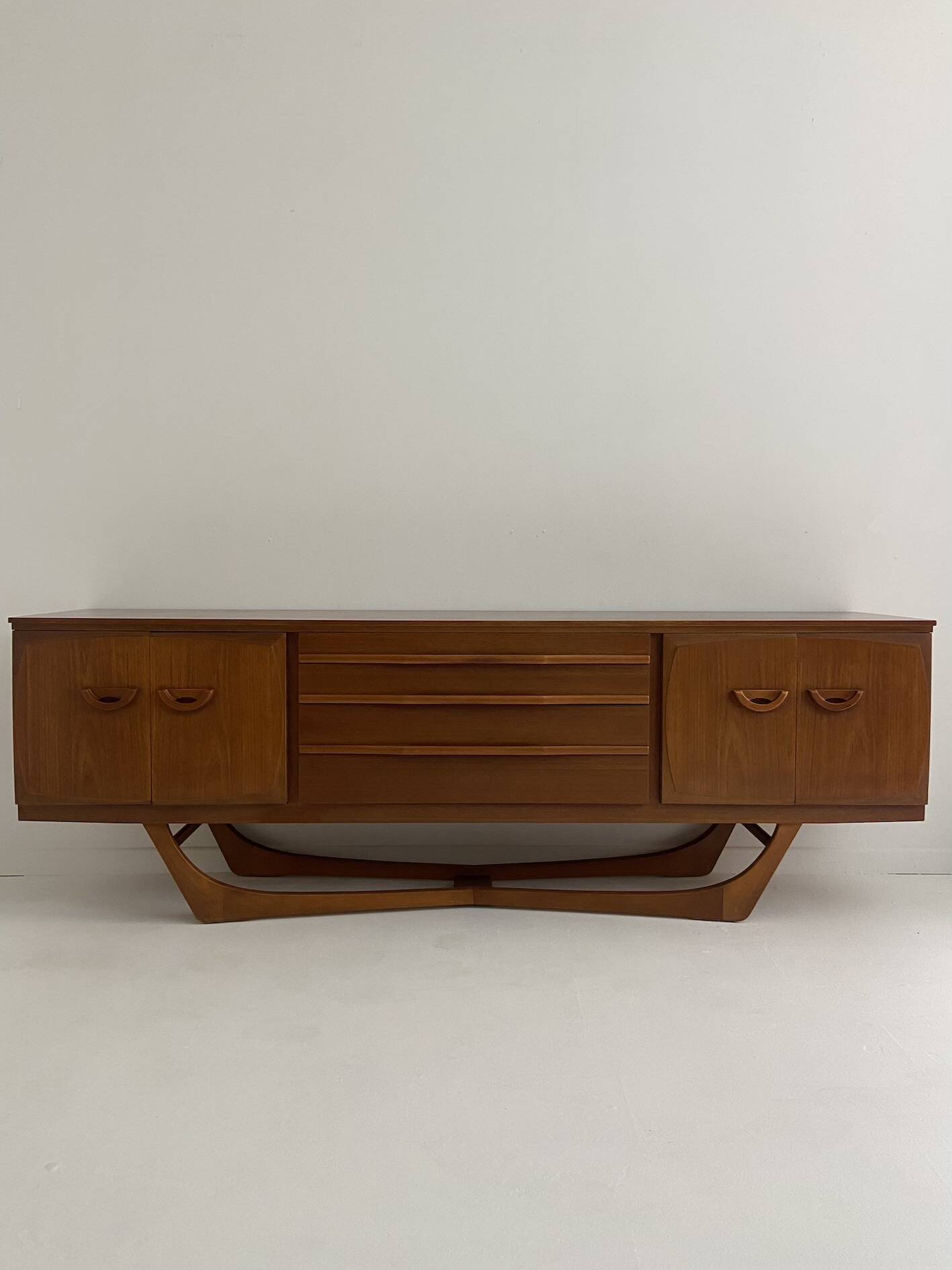 large enfilade by beautility