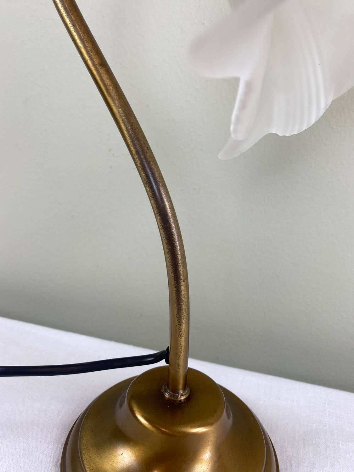 Lampe tulipe en laiton