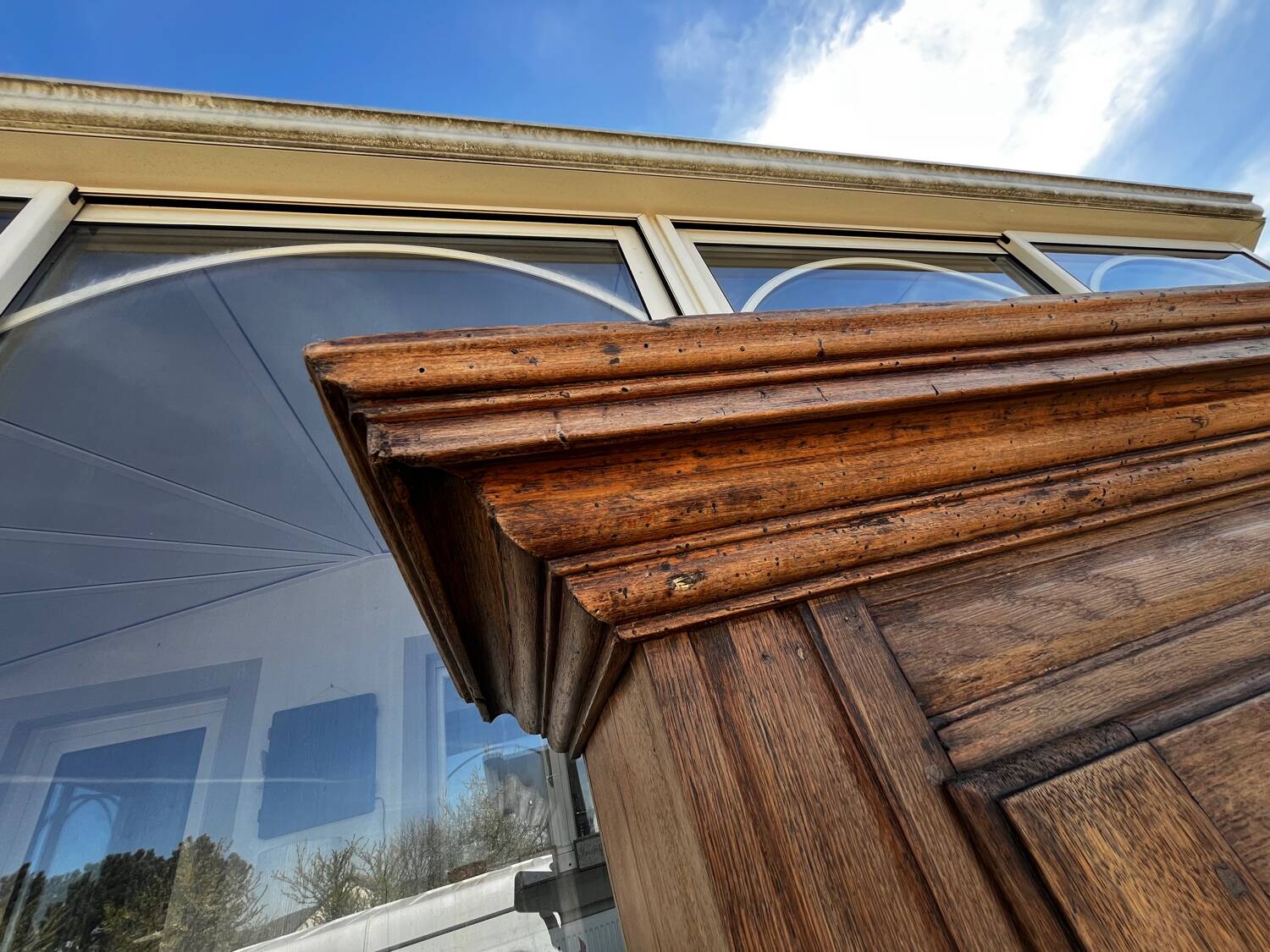 Antique oak bonnetière