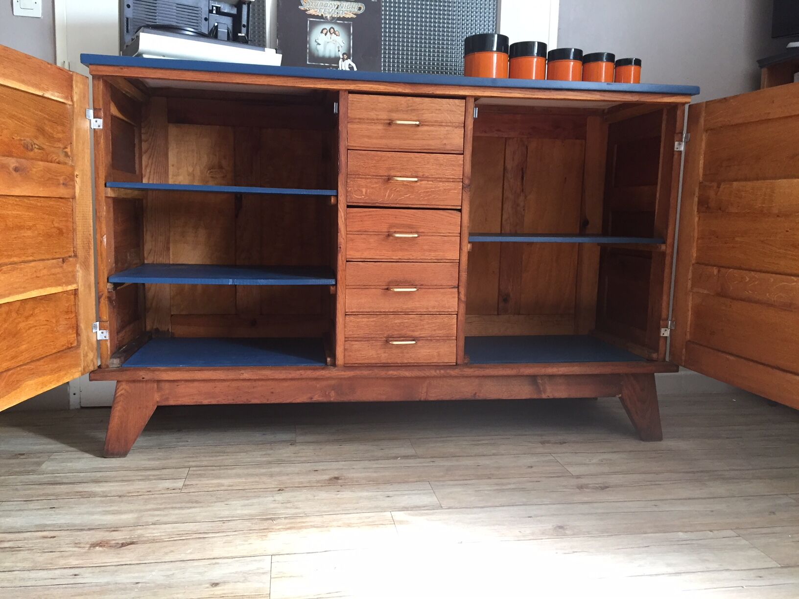 Buffet by René Gabriel