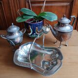 Panier en métal argenté