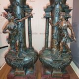 2 regulent, marble vases