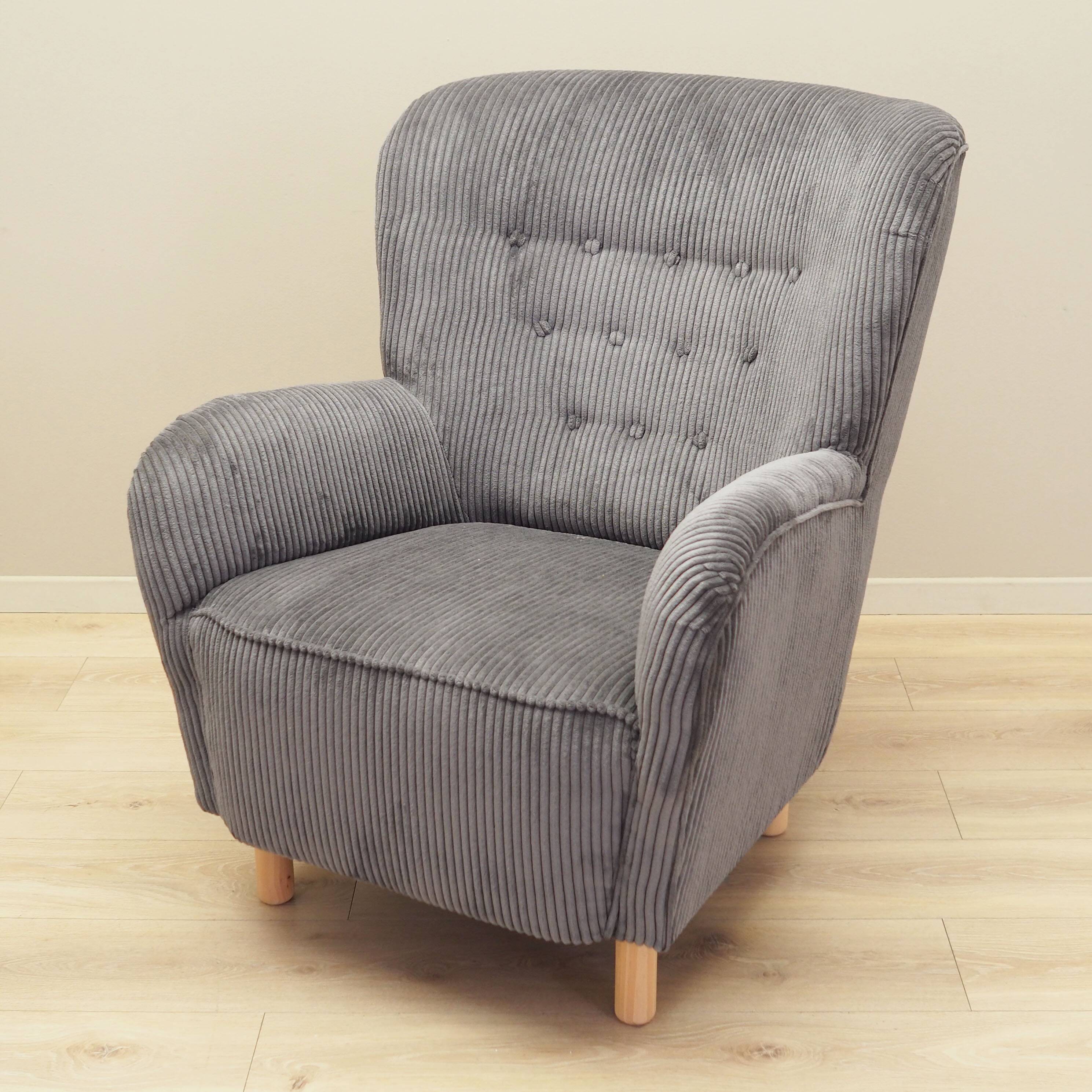 Fauteuil gris, design scandinave, production : Danemark