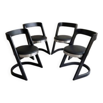 Set of 4 black cantilever chairs – Italian design from the 1970s