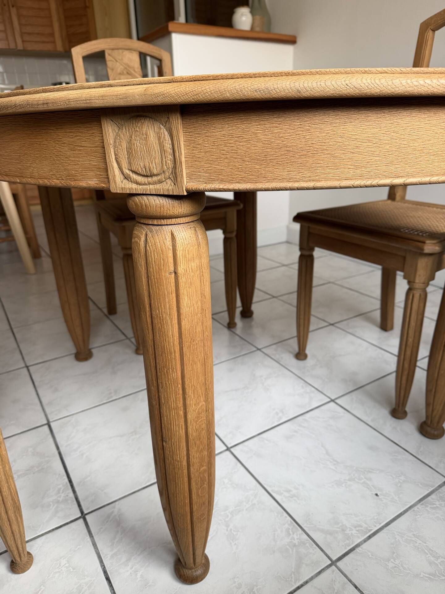 Ensemble table et chaises Art Déco