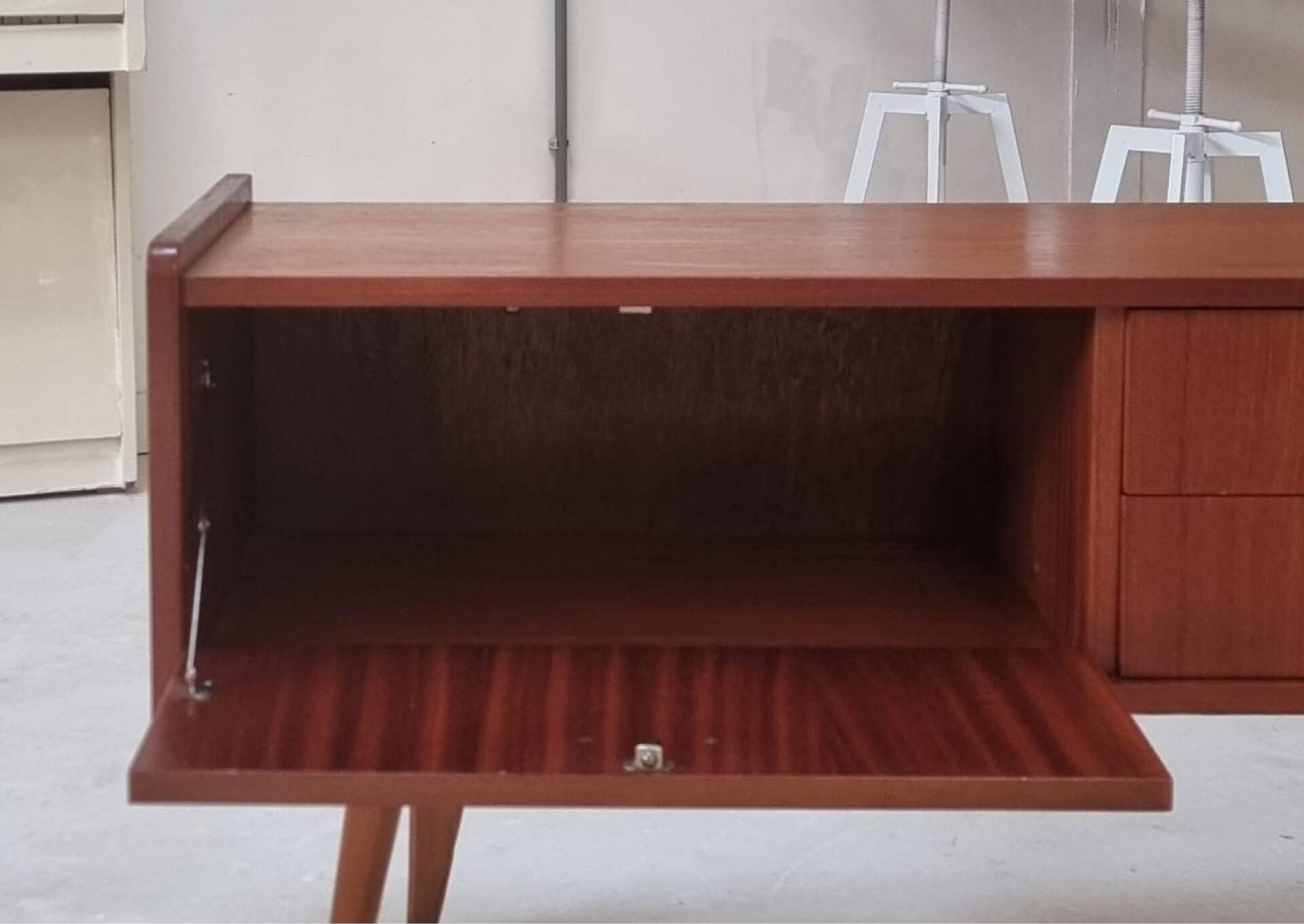 Mid-century lowboard