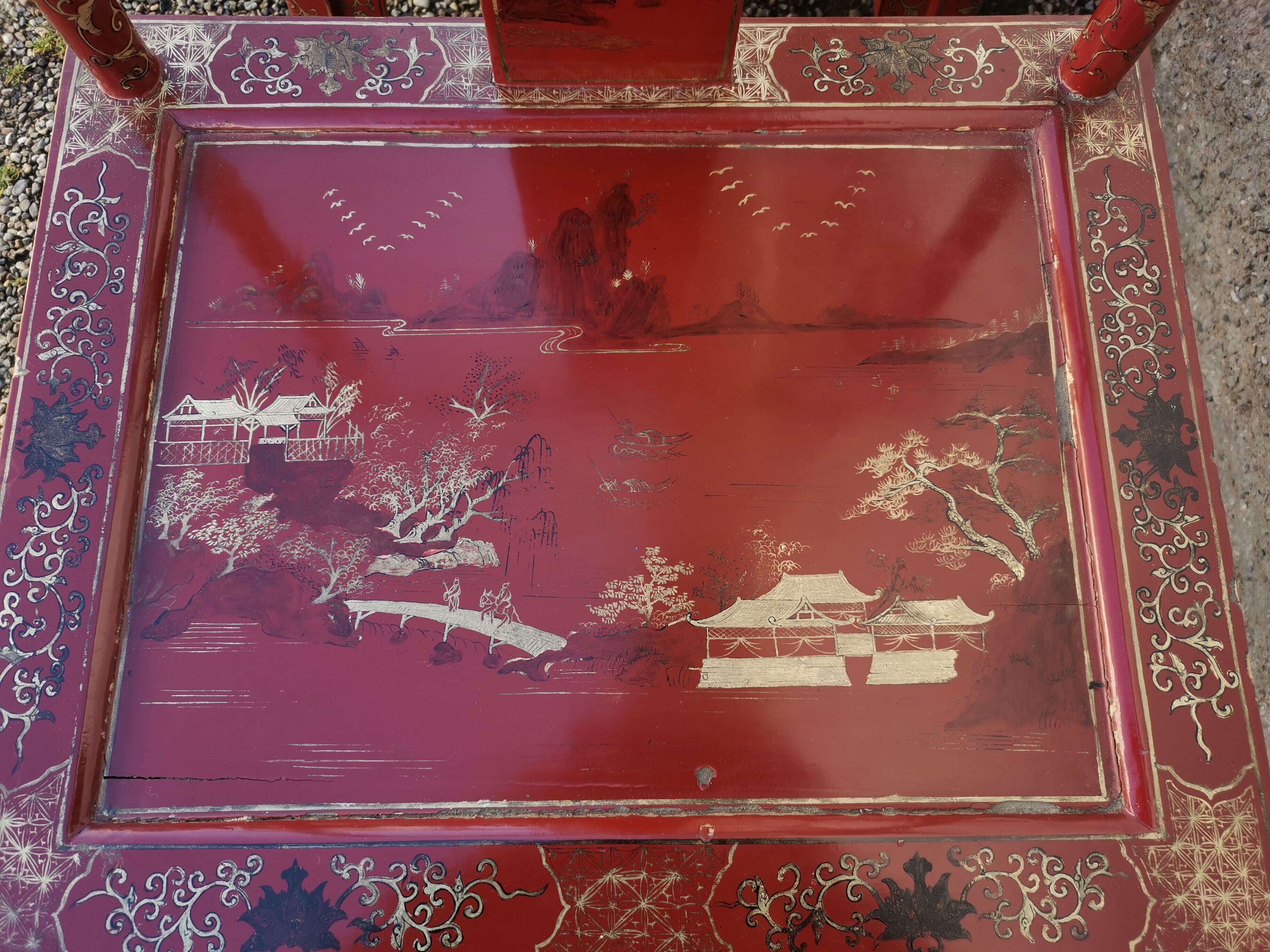 Chaises chinoises du début XXEME siècle en bois laqué
