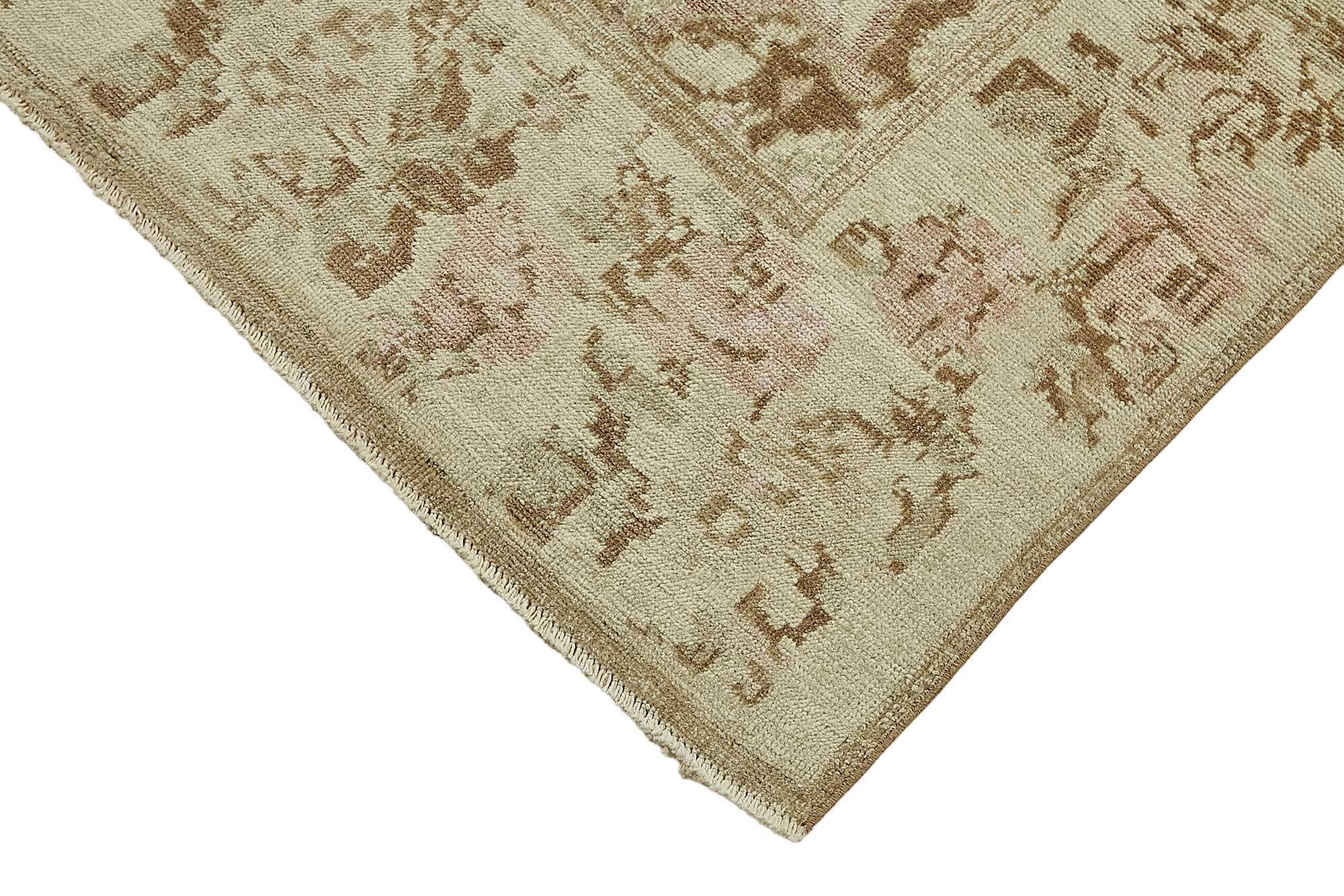Turkish Vintage Anatolian Rug 142 cm x 255 cm