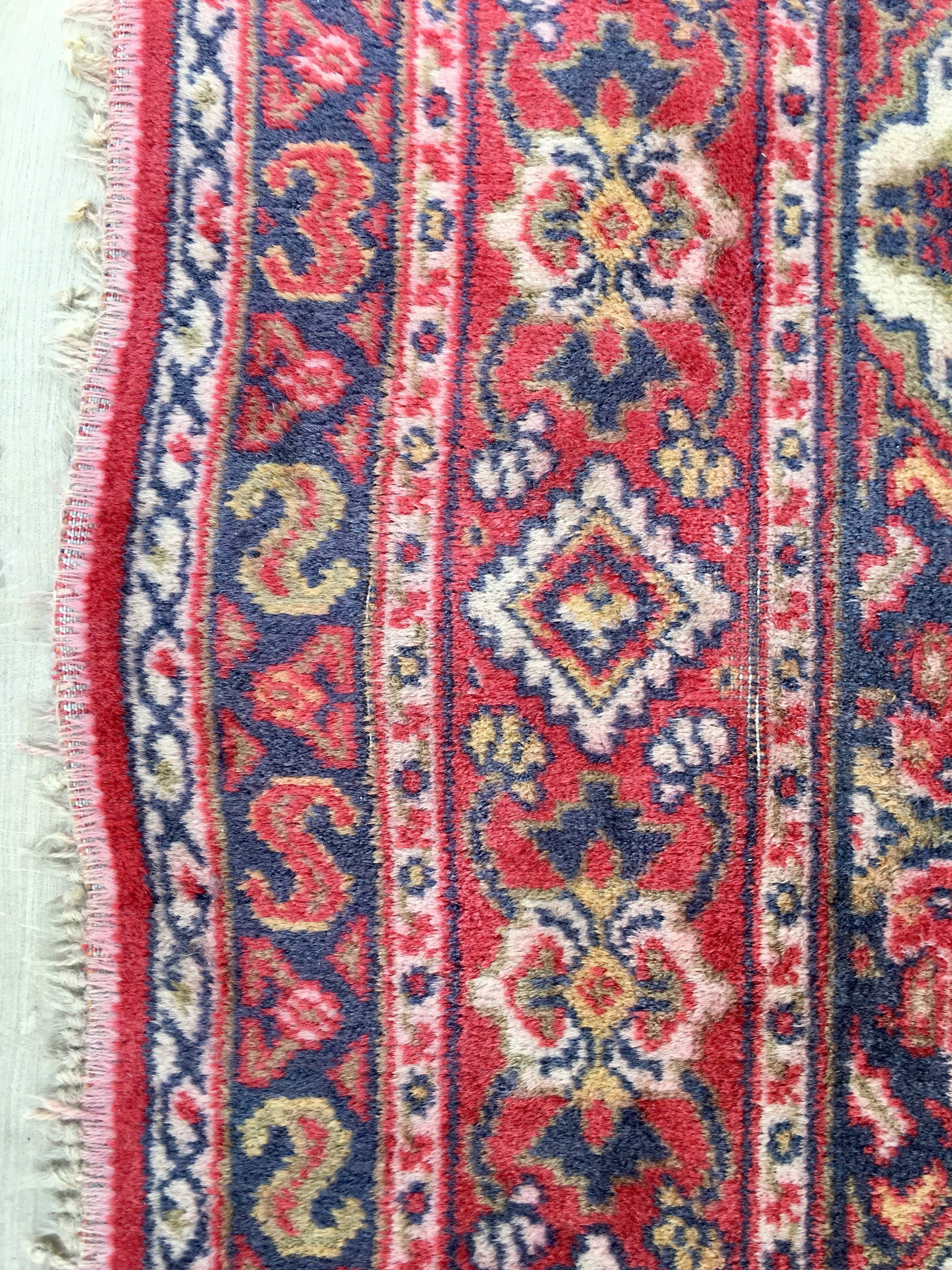 Sedan dot carpet 200x295cm