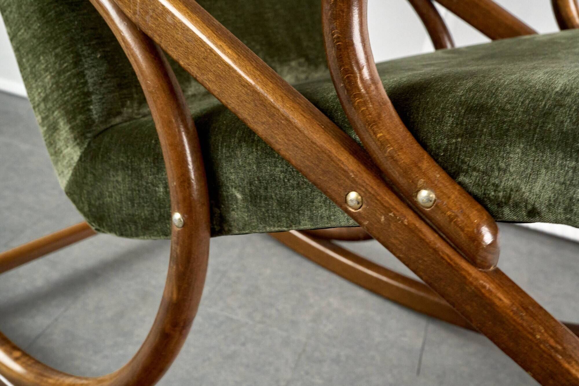 Bentwood Rocking Chair from Ton, 1960s, Czecoslovakia