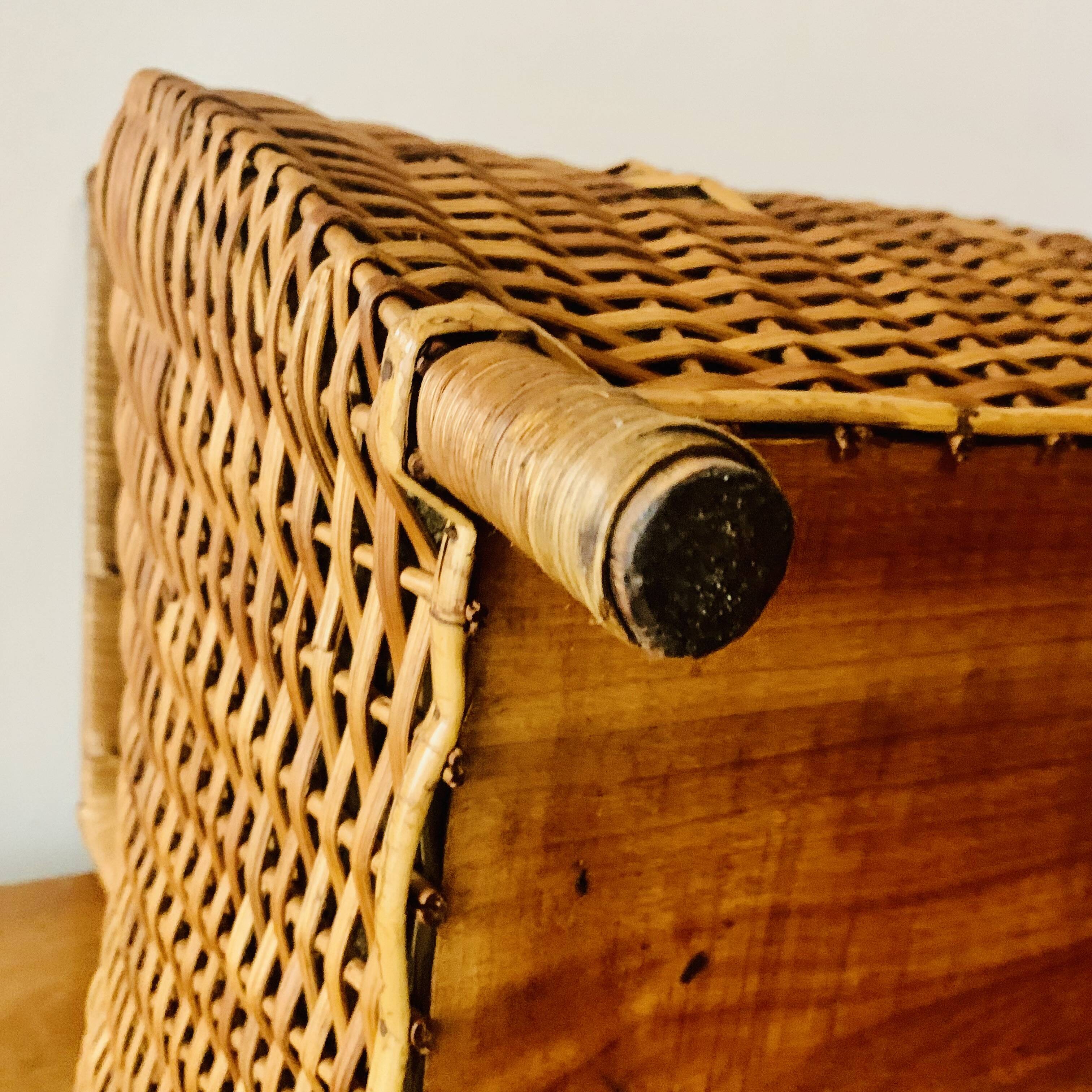 Grand panier à couture vintage en osier - tabouret en tissu matelassé - 1950