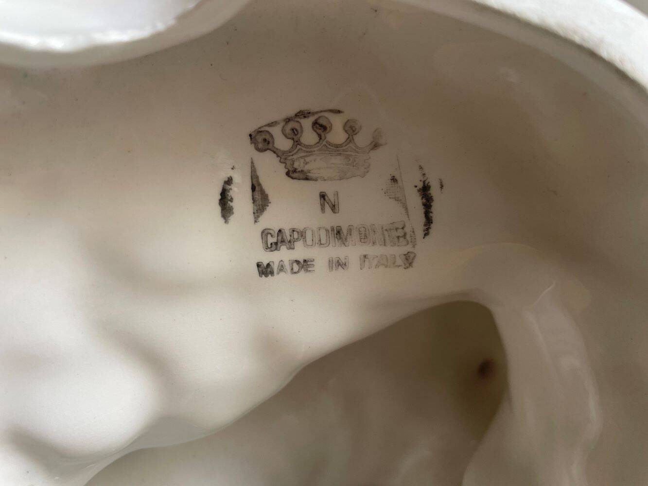 Paire de lampes de table en porcelaine italienne par Capodimonte.