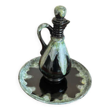 Carafe et assiette en grès