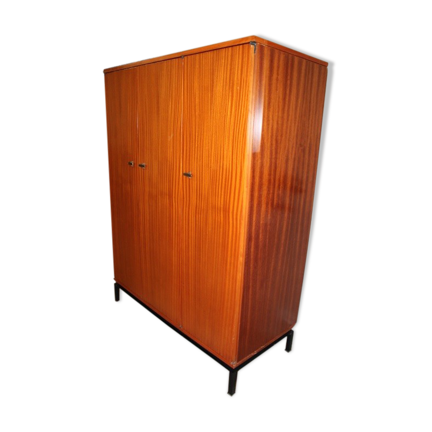 Marcel Gascoin Alveole wardrobe