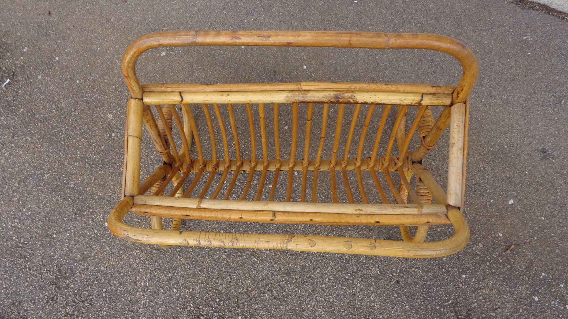 Bamboo magazine holder