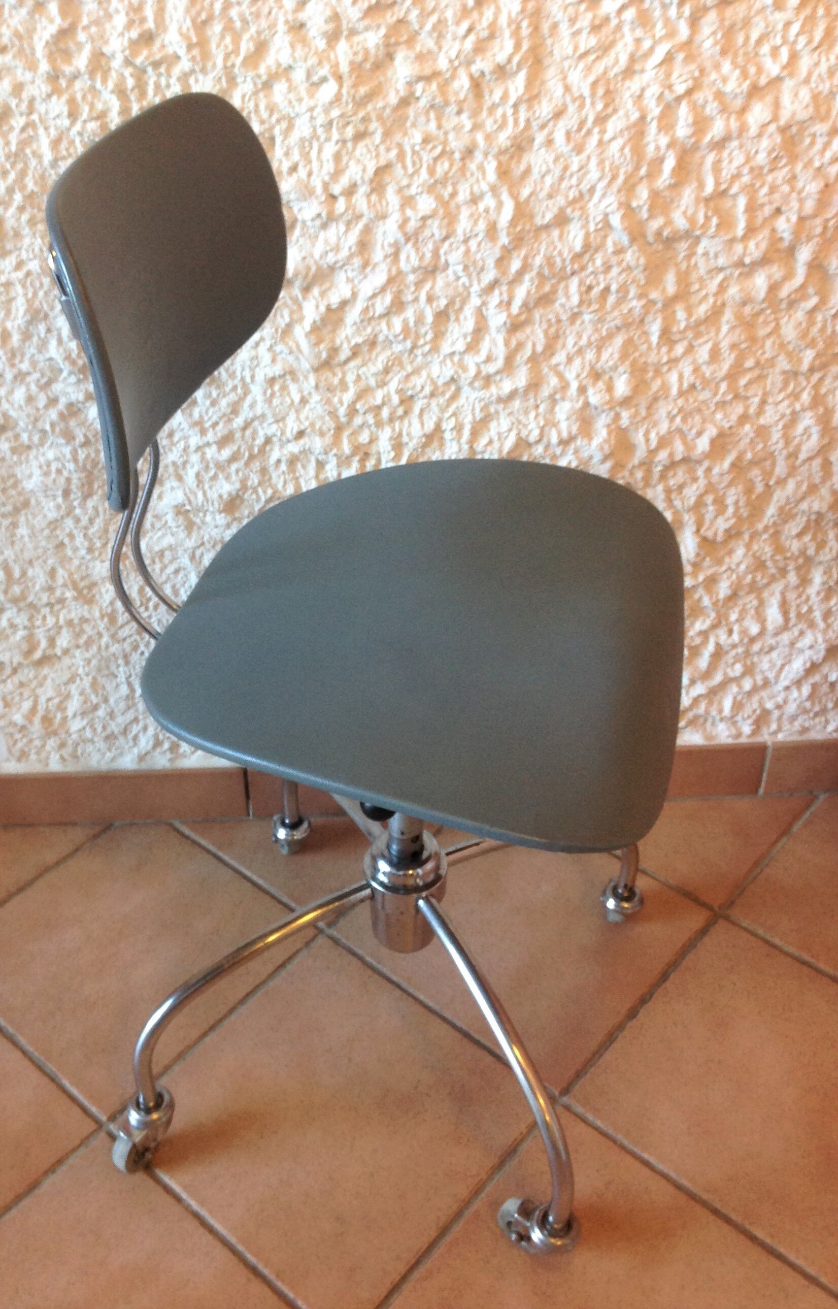 Chrome metal swivel chair industrial/vintage style 50s-60s