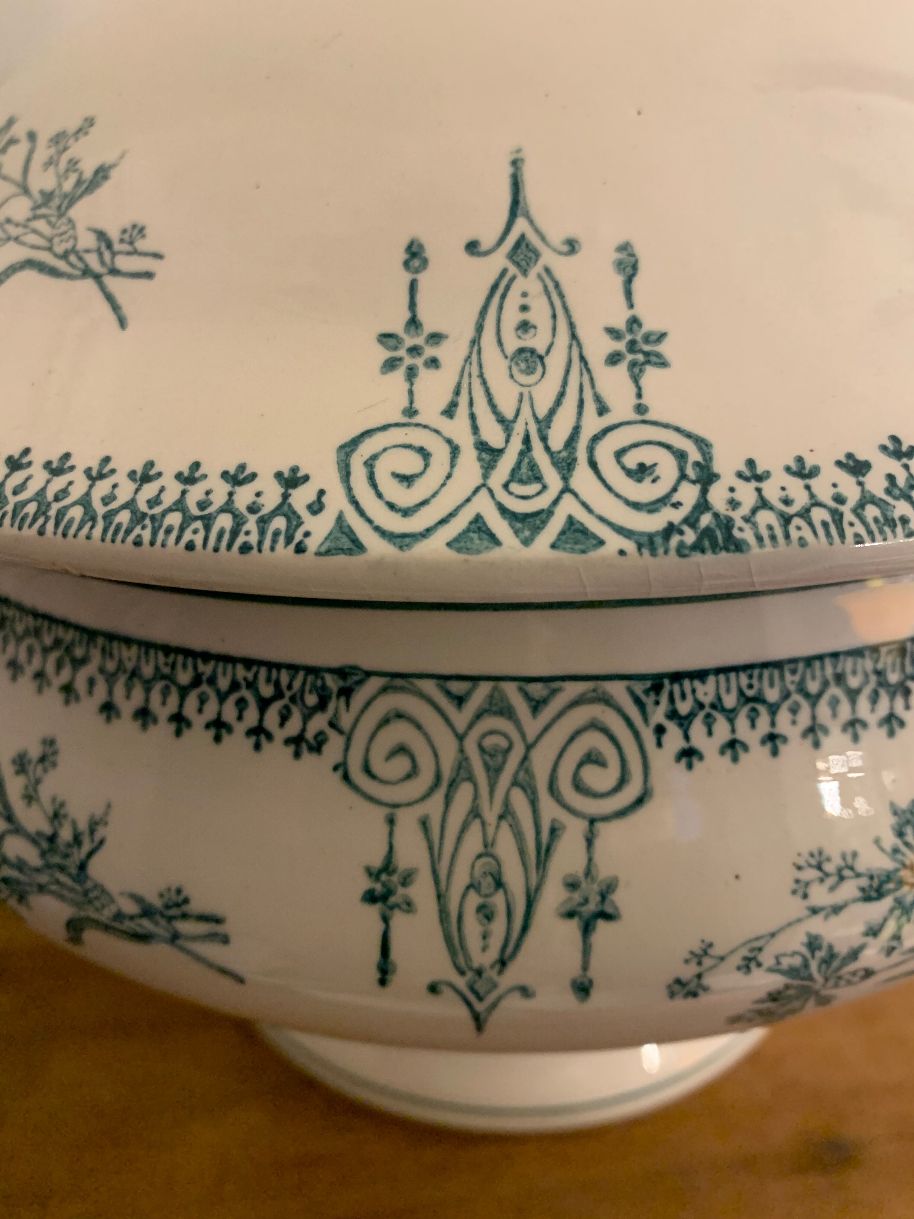 Soupière Saint Amand 1930s