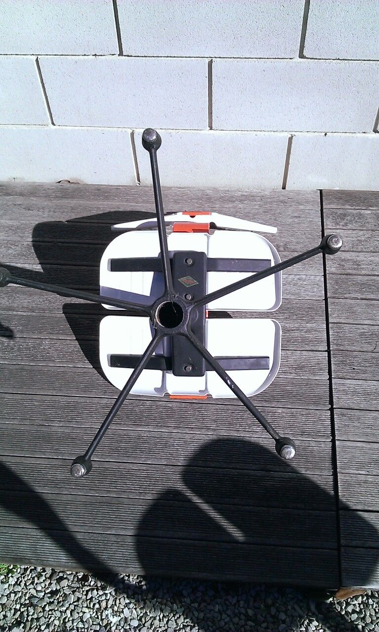 Pair of chairs high metal Mirima