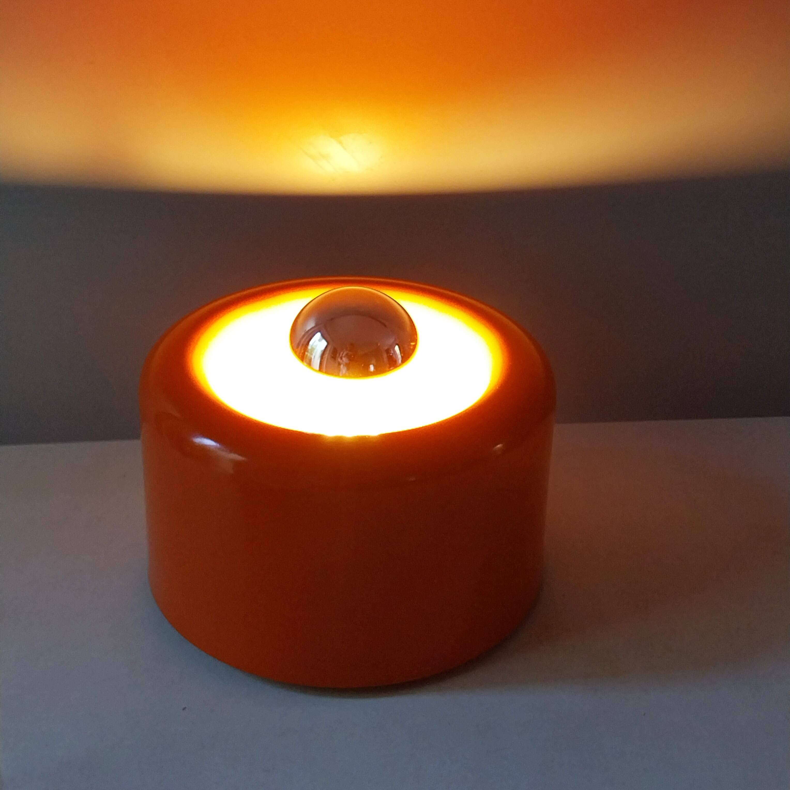 Italian wall lamp from the 70s