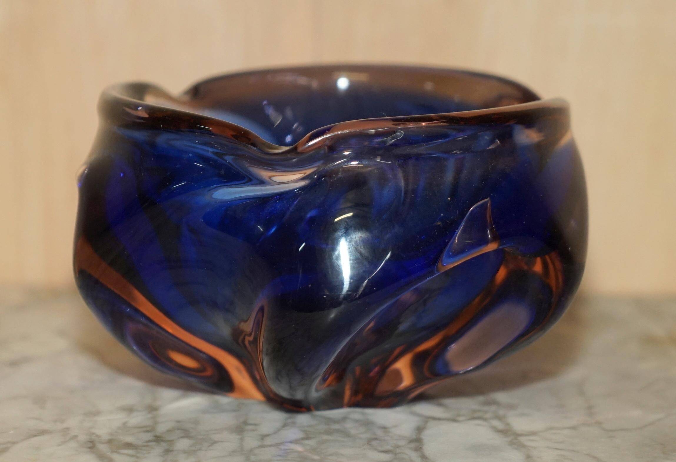 Decorative glass floral bowl