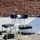 Lot 4 chaises vintage skaï noir et métal chromé