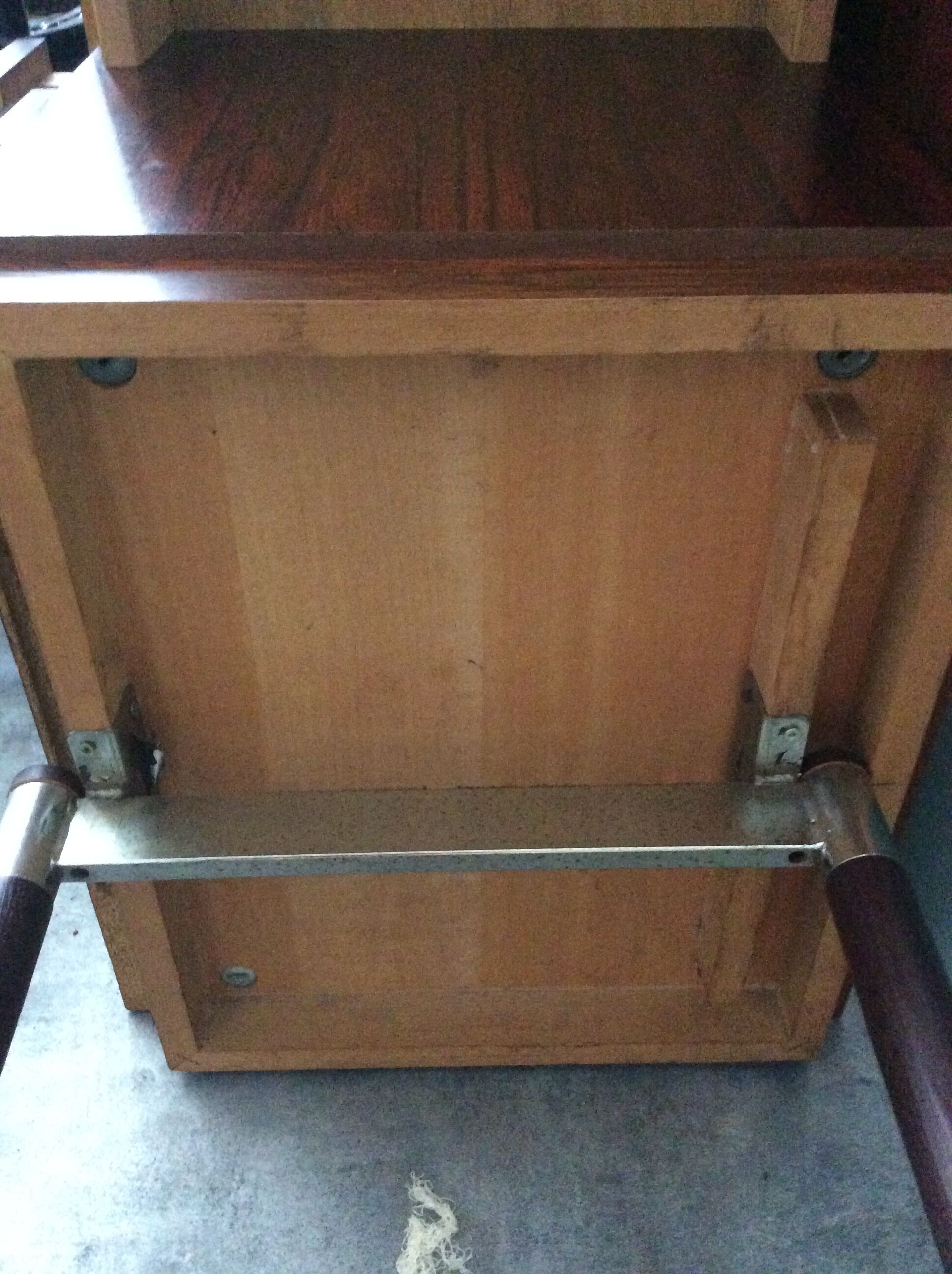 Scandinavian desk in walnut 50/60